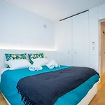 Ocean 52 By Rent4all Lägenhet *