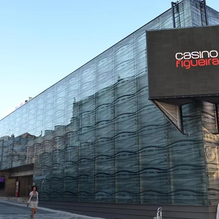 Apartment Ocean 52 By Rent4all Figueira da Foz