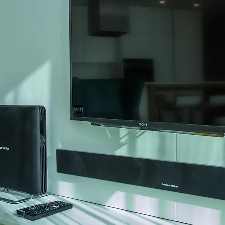 Apartment Ocean 52 By Rent4all Figueira da Foz