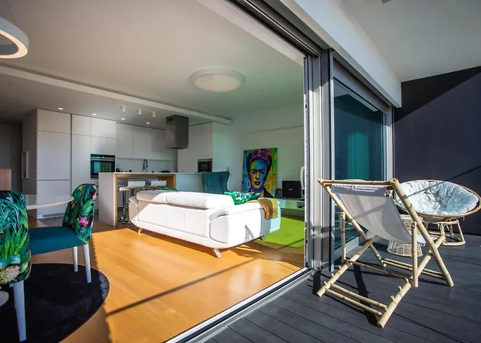 Ocean 52 By Rent4all * フィゲイラ・ダ・フォズ