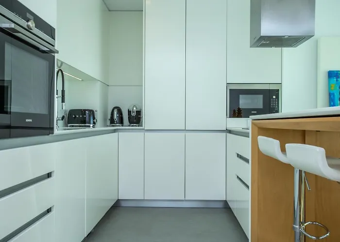 Ocean 52 By Rent4all * フィゲイラ・ダ・フォズ